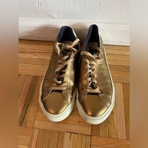 Barely worn Bronze Veja Sneakers - size 10